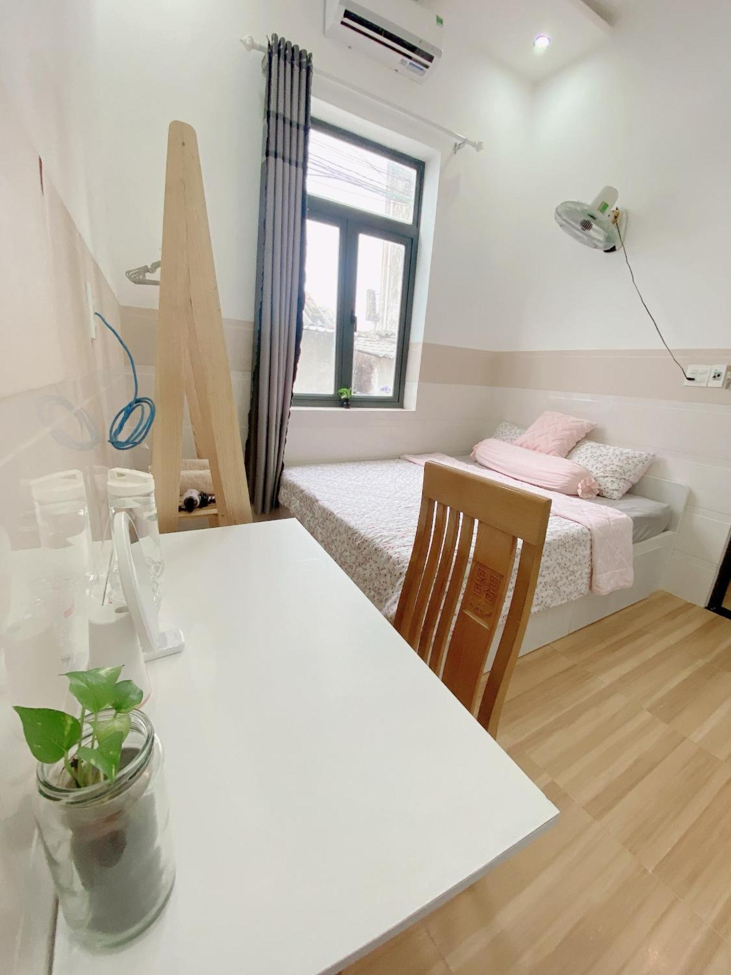 Naomi House *